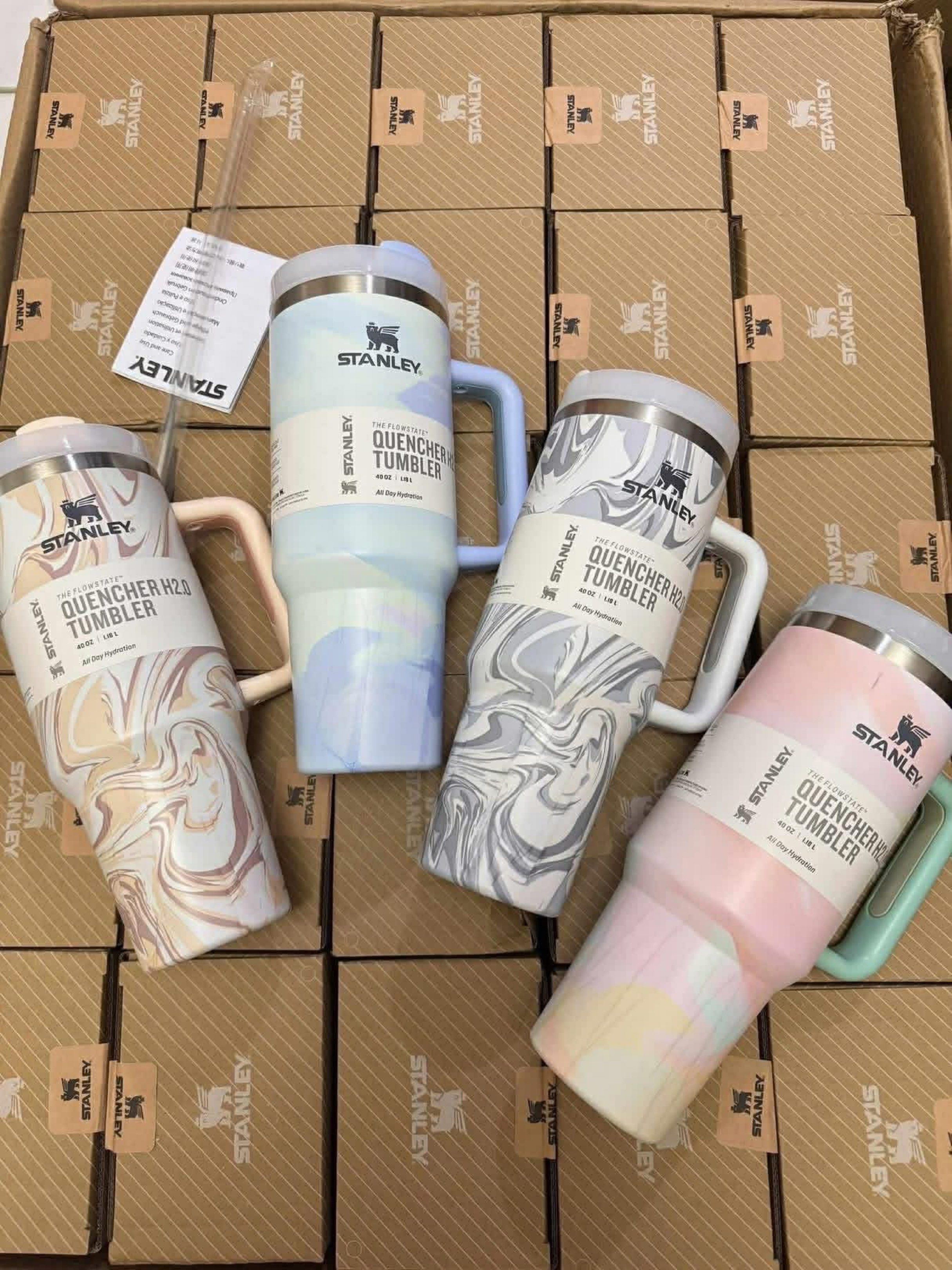 Stanley Marble Tumbler 40oz (Category: Water Bottles & Tumblers) located in Manila. Submitted by bagislifeshop (Listing ID 1420312448, Image 2). Description: .