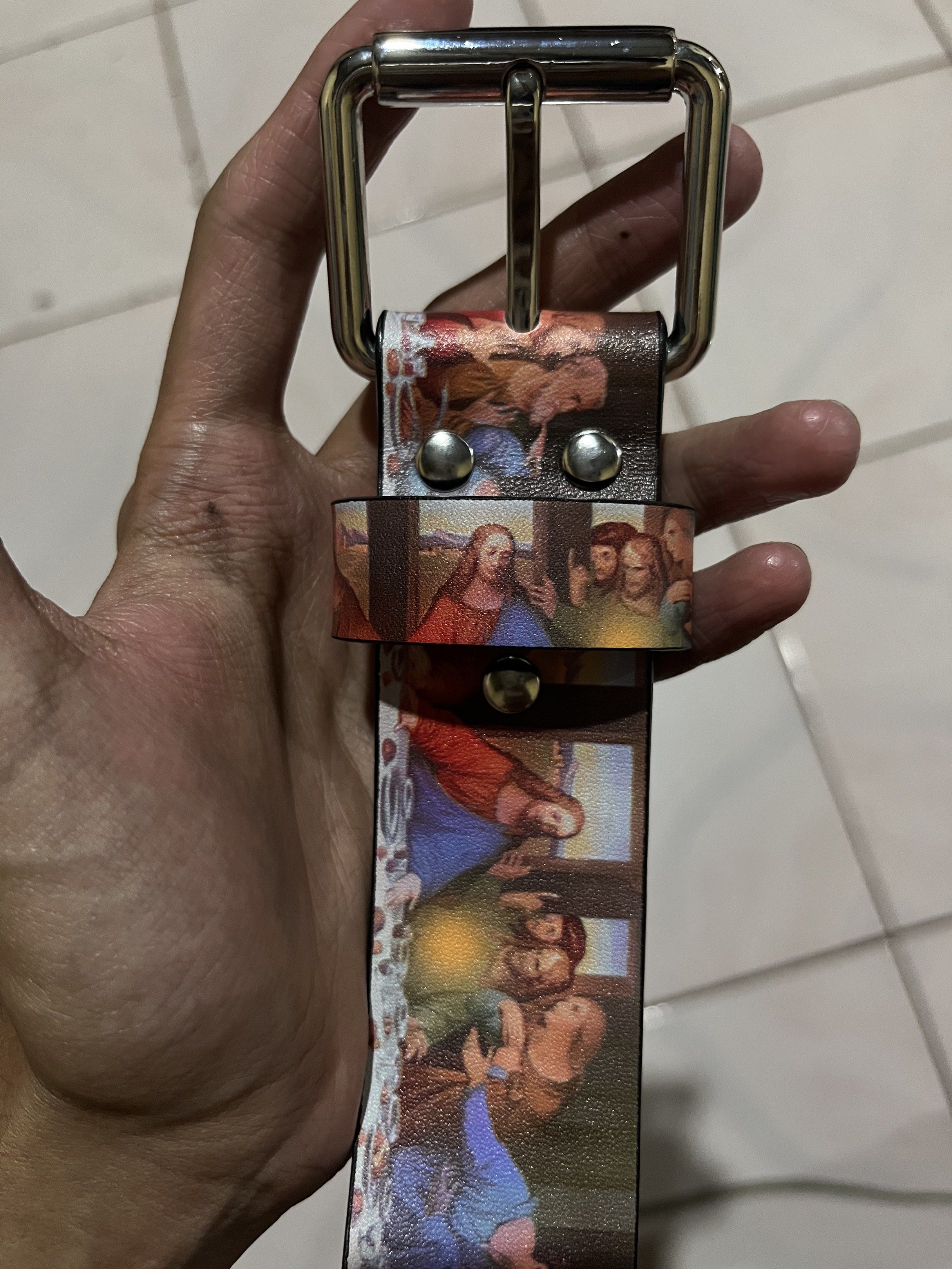 Supreme “The Last Supper” Belt (Category: Belts) located in Taguig. Submitted by lakersa__ (Listing ID 1420316538, Image 1). Description: For Sale, Brand New, No Issue.