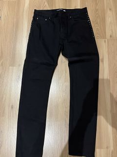 (Category: ) located in . Submitted by clothline (Listing ID 1420327718, Image 1). Description: .