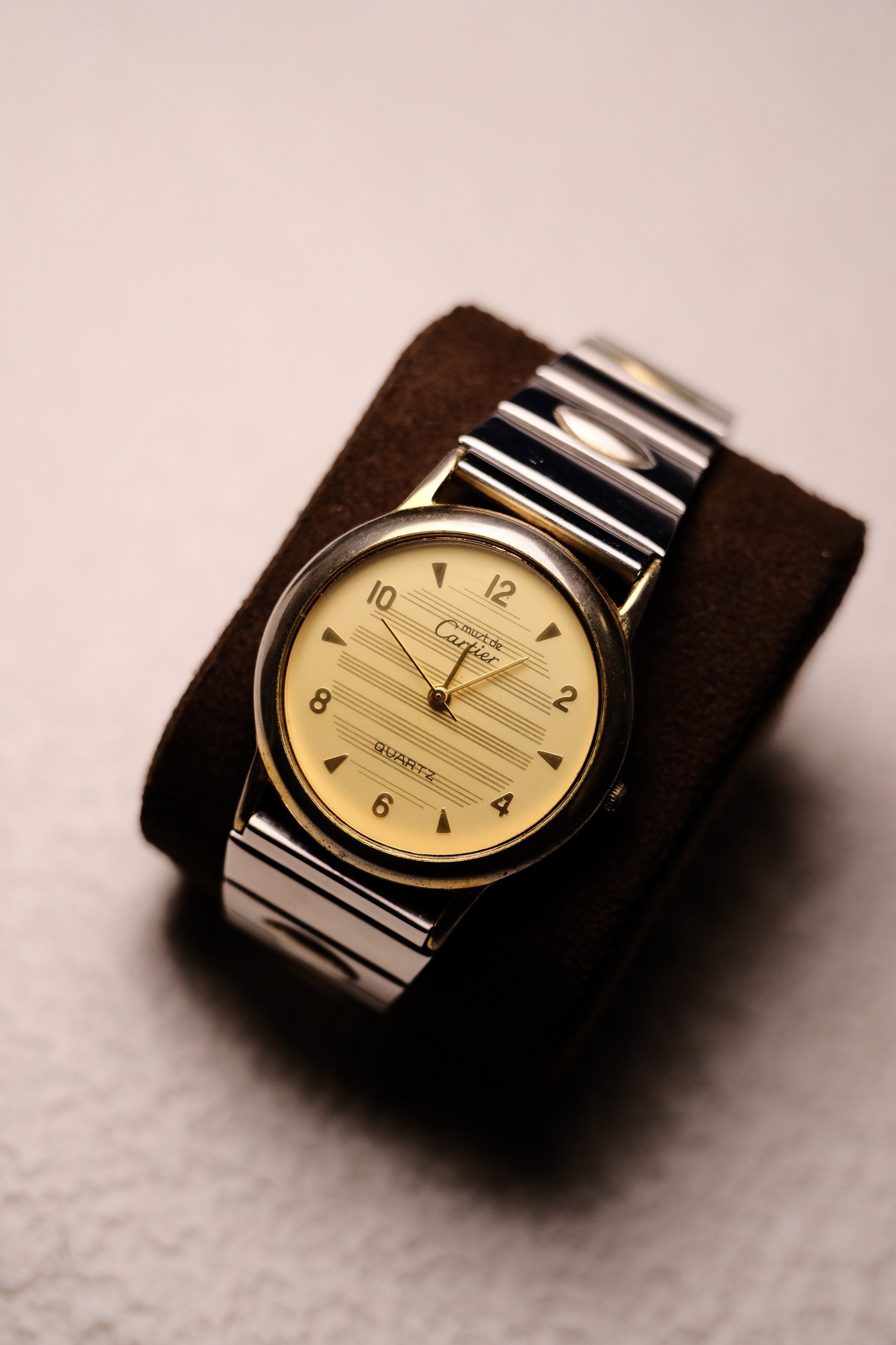 Vintage Cartier - Must de Cartier (Category: Women's Watches) located in Davao. Submitted by carussel (Listing ID 1420176674, Image 3). Description: Vintage Cartier - Must de Cartier -Quartz Movement Japan -33mm x 36mm -18mm lug size .