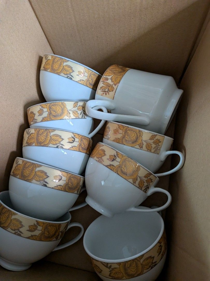 Vintage Floral Tea Set450198263186083842