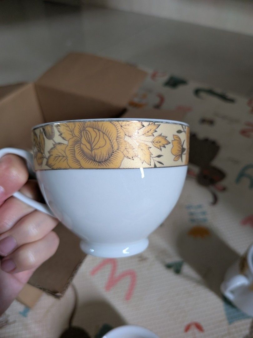 Vintage Floral Tea Set450198263186083840