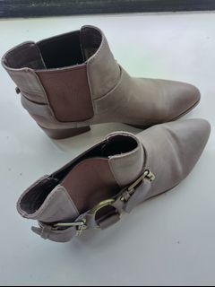 （分類：）位於 。 由 sss20 提交（商品編號 1420295746，圖片 1）。簡介： 。