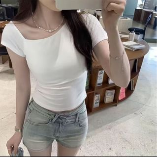 (Category: ) located in . Submitted by shemsss (Listing ID 1420340559, Image 1). Description: .