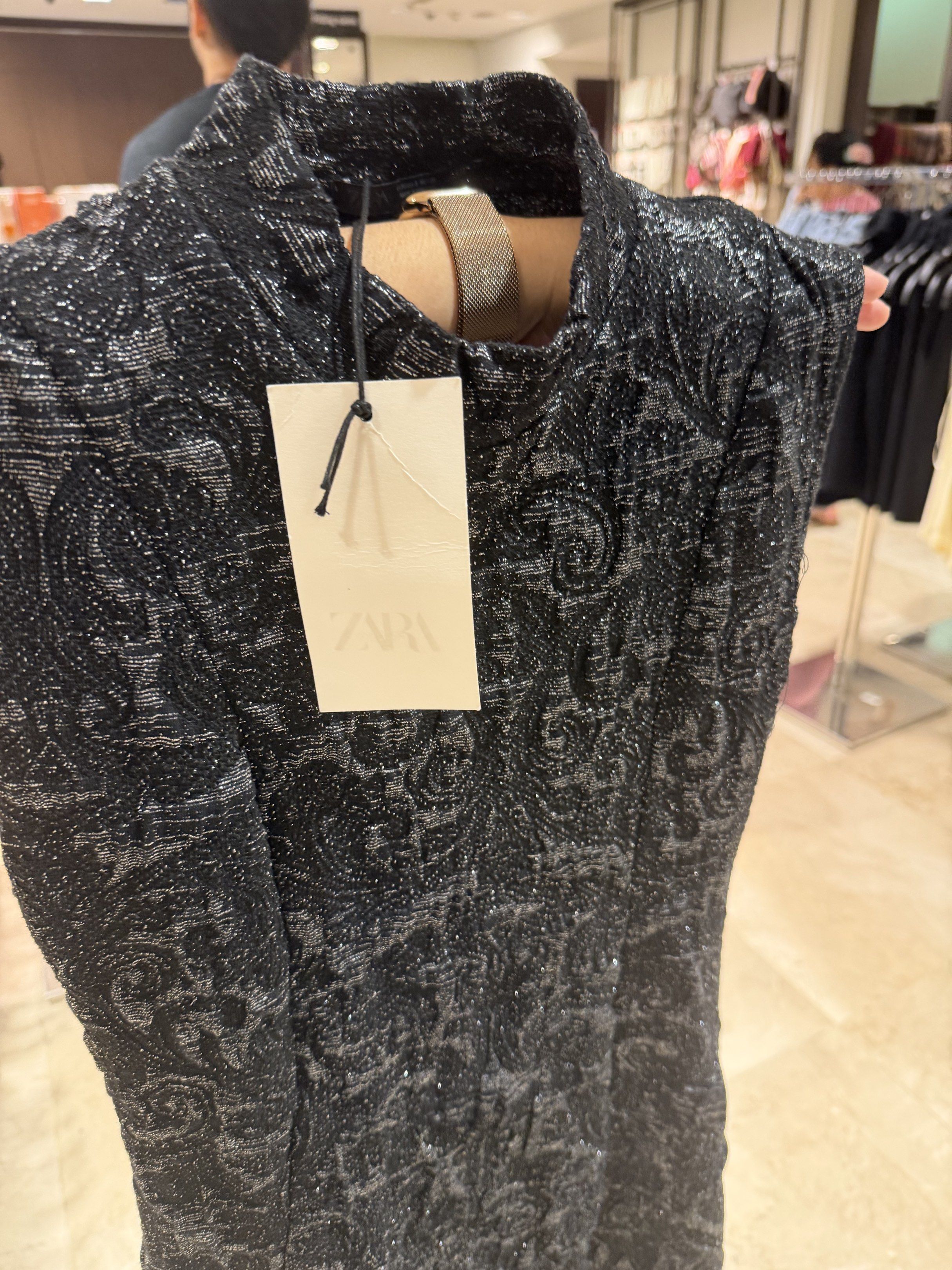 Zara Jacquard Dress (Category: Dresses) located in Mandaluyong City. Submitted by enolahsm (Listing ID 1420290628, Image 1). Description: Zara Semi-formal dress Size Small Washed only, never used..