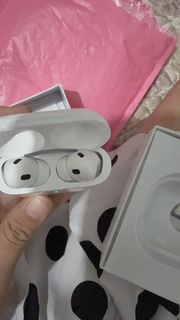 (Category: ) located in . Submitted by gavin_gadgets (Listing ID 1420400634, Image 1). Description: .