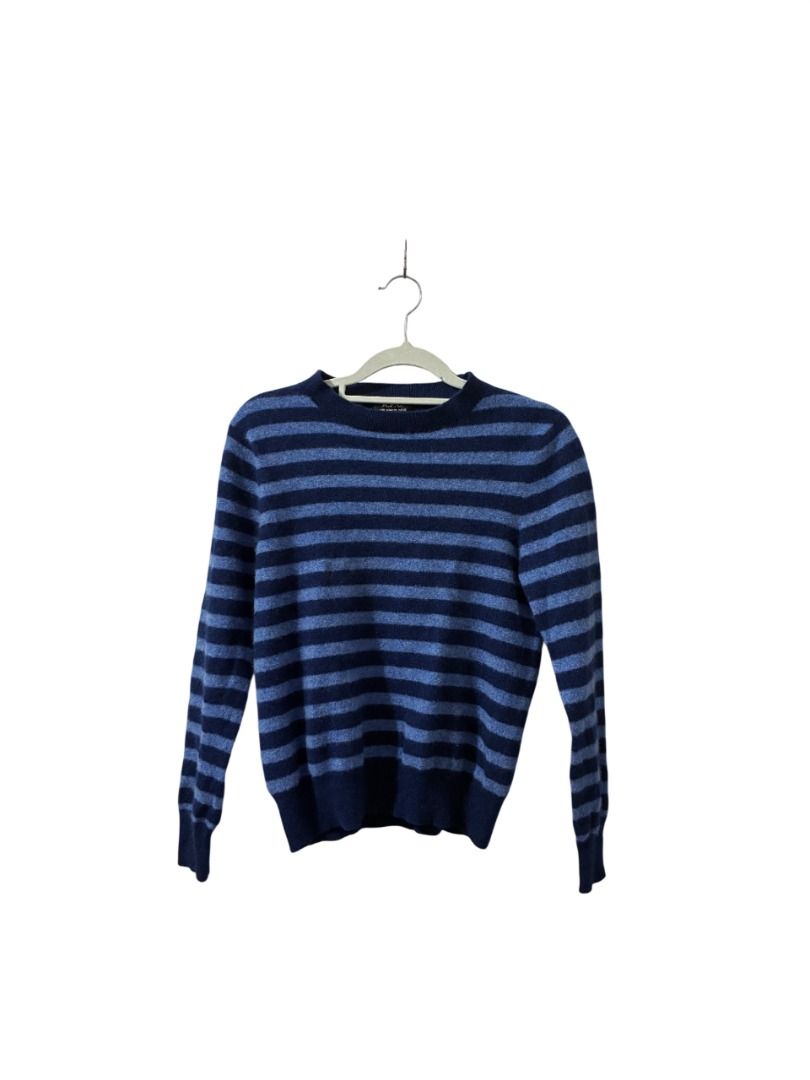 A.P.C. Striped Cashmere Sweater (Category: Longsleeves) located in Santo Tomas. Submitted by tamins.thrifts (Listing ID 1420555492, Image 2). Description: Condition: 9.5/10 Color Rate: 9.5/10 Dimensions: 16 x 20 Issue/s:.