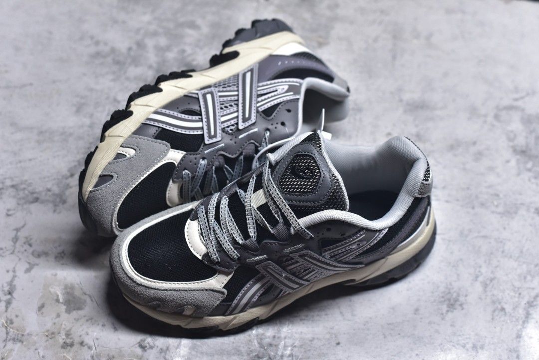 ASICS Gel-Sonoma TR62 Grey (Category: Sneakers) located in Singapore. Submitted by Outlet.Sneakers (Listing ID 1420492834, Image 3). Description: ❤️ Buyer Reading ❤️ 👞 Size 36-45 available 🔥 2 Pairs got 10% discount 🔥 👞 Original product from factory store ✈️ Delivery 1-2 week ✈️ ❤️ Follow us for newest design ❤️ 📲 Pm for other more details 📲.