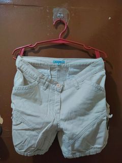 (Category: ) located in . Submitted by ceeeeee (Listing ID 1420513468, Image 1). Description: .