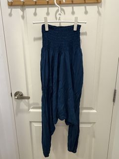 (Category: ) located in . Submitted by hellohipporo (Listing ID 1420503740, Image 1). Description: .