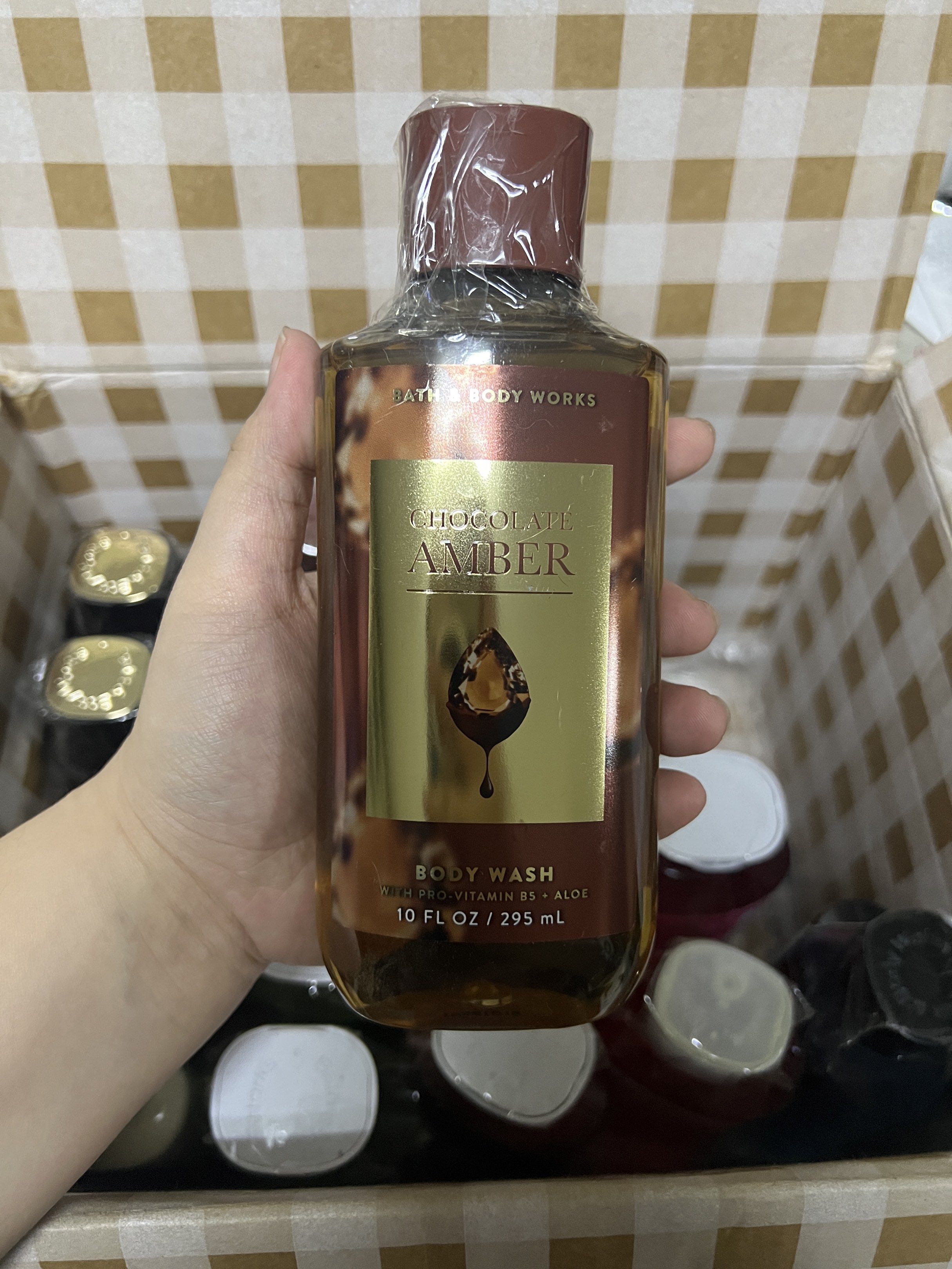 Bath & Body works body wash (Category: Bath) located in Manila. Submitted by mtbtx (Listing ID 1420511698, Image 2). Description: 2pcs - cucumber lemon 2pcs - rouge rebel 3 pcs- chocolate amber 1pc - deep ocean 1 pc- ocean 1 pc- graphite 1 pc - pink watermelon blast 1 pc - perfect in pink 1 pc - sweetest song (88ml) 1 pc- you’re the one 1 pc - frosted coconut 1 pc- aromatherapy 1pc -cucumber lemon (lotion) ✅Original! 🇺🇸 Shipped from LA 📍 near 