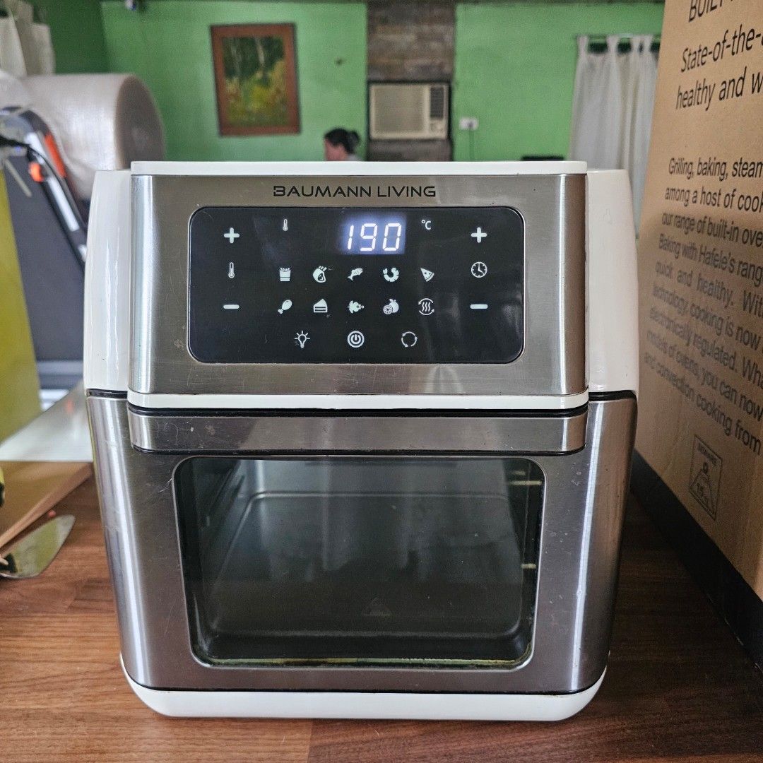 Baumann Living Oven (Category: Ovens & Toasters) located in Manila. Submitted by russell.russell2 (Listing ID 1420392839, Image 2). Description: - Baumann Living oven - Functional door - Clean interior - Ready for use .