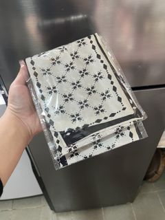 （分類：）位於 。 由 eighthandskitty 提交（商品編號 1420398858，圖片 1）。簡介： 。