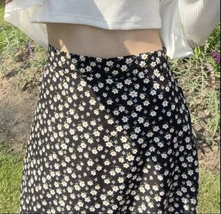 (Category: ) located in . Submitted by ddalgiii.corgiii (Listing ID 1420537262, Image 1). Description: .