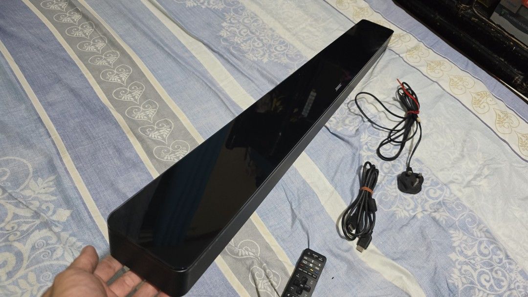 Bose SoundTouch 300 Soundbar (Category: Soundbars, Speakers & Amplifiers) located in San Miguel. Submitted by rrshopstore (Listing ID 1420442842, Image 1). Description: - Bose SoundTouch 300 soundbar - Includes remote control and power cable - Features multiple ports, including USB - Sleek black design - Model: AV15 - Ready to upgrade your audio experience!.