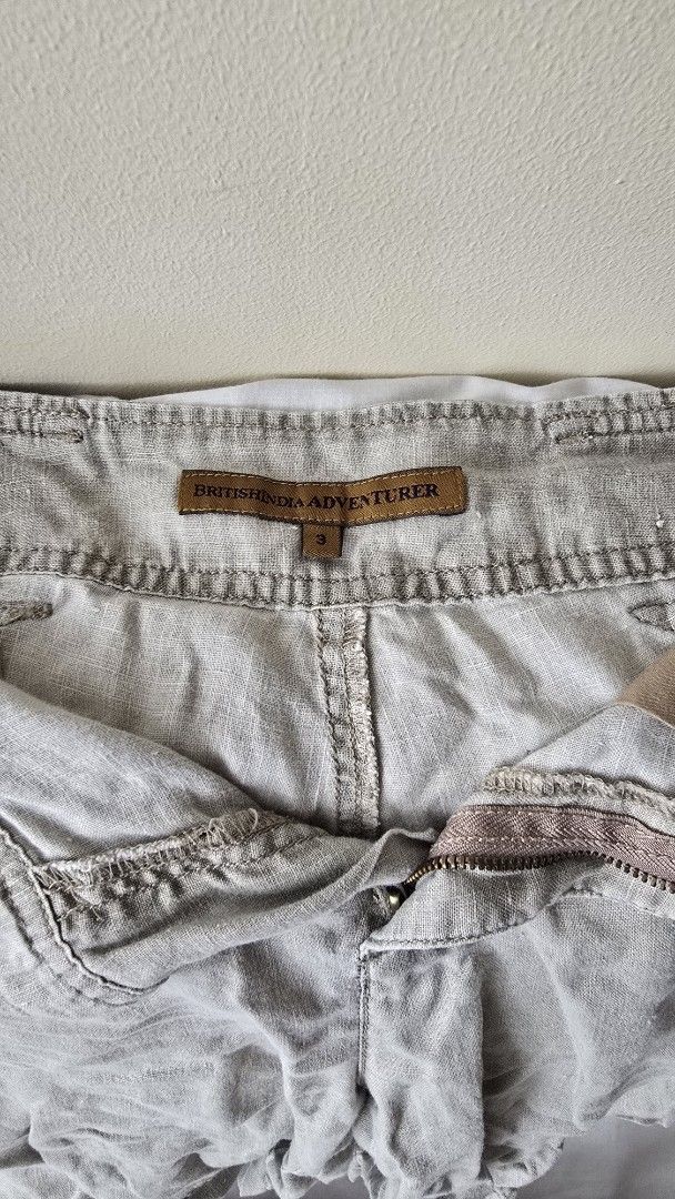 British India Adventurer Shorts (Category: Shorts) located in Mandaluyong City. Submitted by house_of_habi (Listing ID 1420366745, Image 3). Description: - British India Adventurer shorts - Size 3 - Neutral color - Classic and vintage design - Button closure - Two back pockets - Ideal for casual wear.