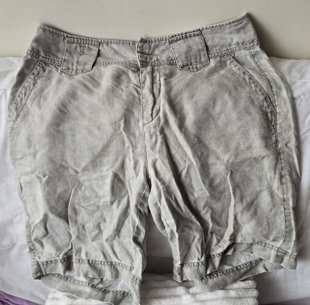 British India Adventurer Shorts (Category: Shorts) located in Mandaluyong City. Submitted by house_of_habi (Listing ID 1420366745, Image 1). Description: - British India Adventurer shorts - Size 3 - Neutral color - Classic and vintage design - Button closure - Two back pockets - Ideal for casual wear.