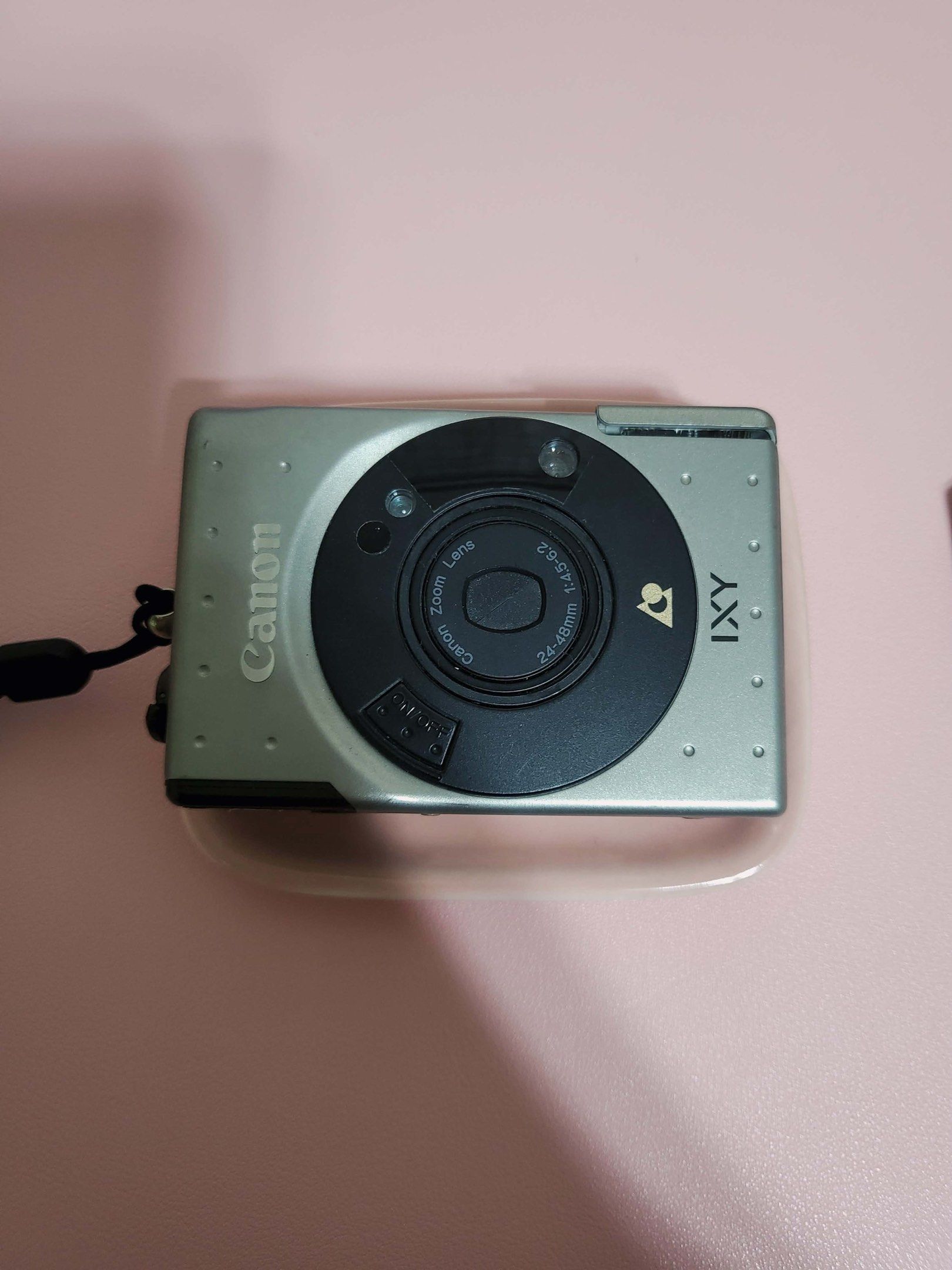Canon IXY Digital Camera APS 240 UNTESTED (Category: Cameras) located in Guiguinto. Submitted by octowbr (Listing ID 1420476632, Image 1). Description: as is! includes just the og batt :) .