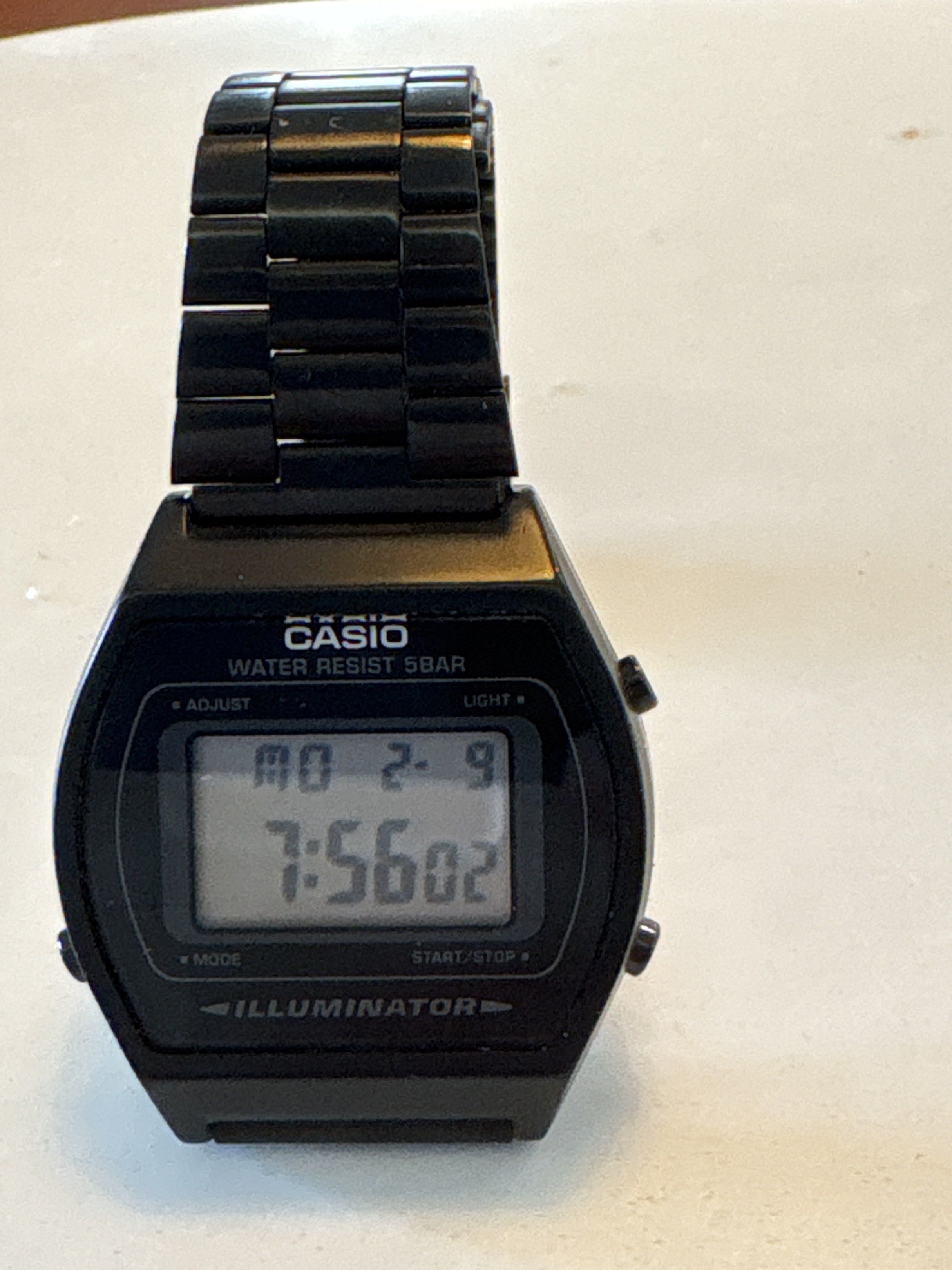 Casio B640W (Category: Women's Watches) located in Singapore. Submitted by goodties (Listing ID 1420558708, Image 1). Description: In excellent condition and funtioning .