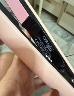 (Category: ) located in . Submitted by leydeclutteringzzz (Listing ID 1420395318, Image 1). Description: .