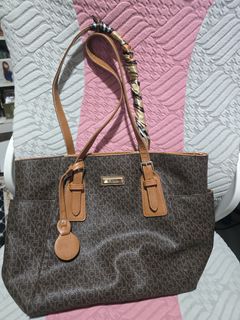 (Category: ) located in . Submitted by zmmpreloved (Listing ID 1420357762, Image 1). Description: .