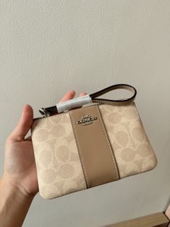 (Kategori: ) berada di . Dikirim oleh luxie.gallery (ID iklan 1420472775, Gambar 1). Deskripsi: .