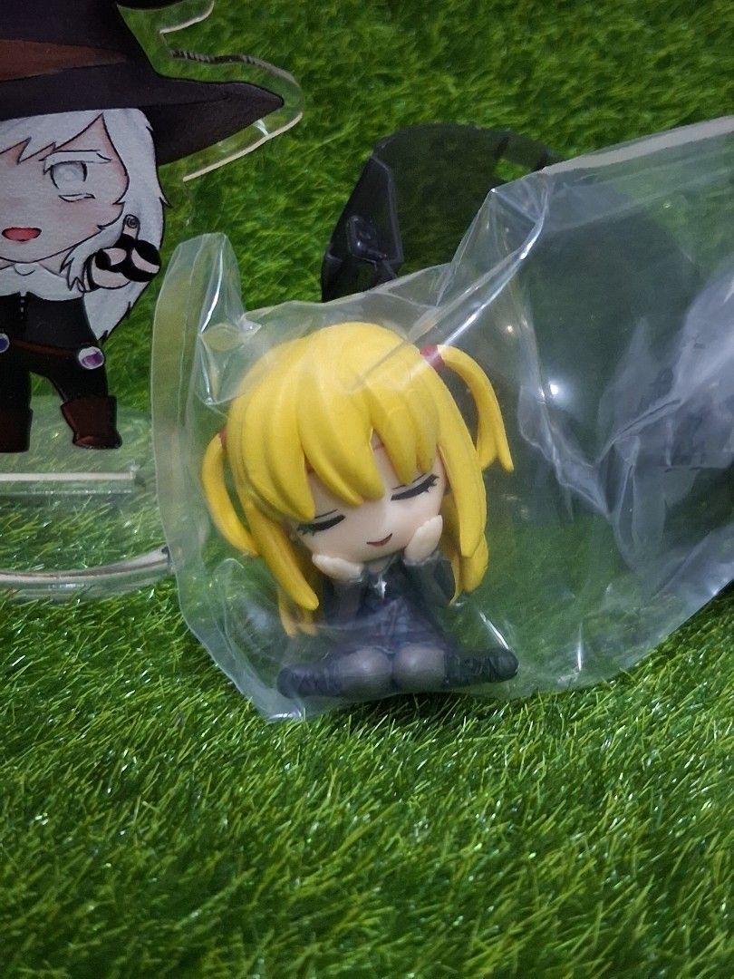 Death Note Katazun Chibi Figure Gashapon Set (Category: Figurines & Statues) located in Marikina City. Submitted by lunaplushfinds (Listing ID 1420528114, Image 3). Description: Takara Tomy A.R.T.S. Death Note "Shoulder Zun Fig." (KataZun Fig.) Available charas 🖤 Misa Amane and Ryuk set 650 Complete with leaflet and gashapon ball • GCash payment • J&T 📍 Marikina City.