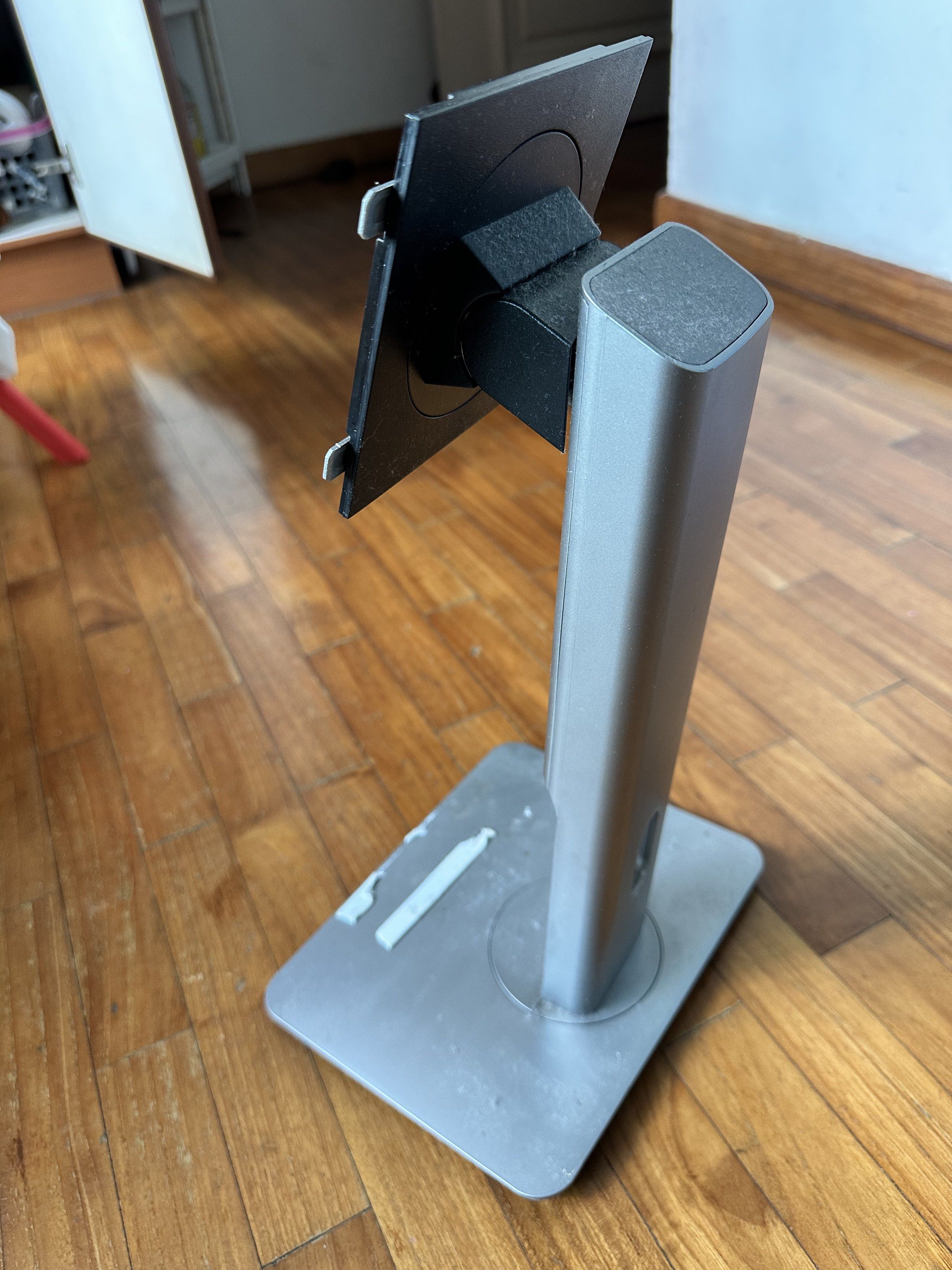 Dell Monitor Stand439435199314677761
