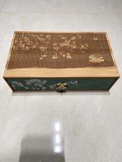 (Category: ) located in . Submitted by jooyee8 (Listing ID 1420533555, Image 1). Description: .