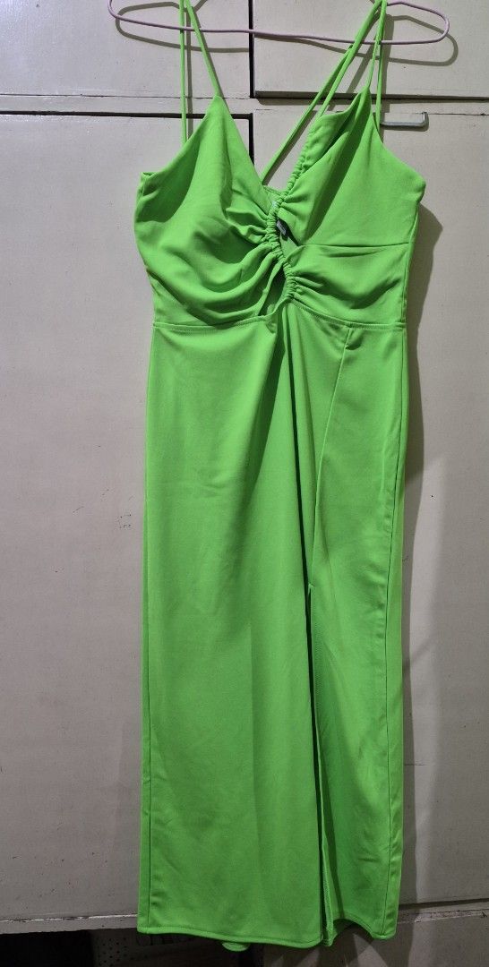 H&M Neon Green Spaghetti Strap Dress (Category: Dresses) located in Manila. Submitted by cb_finds (Listing ID 1420465440, Image 2). Description: - H&M dress - Neon green color - Spaghetti straps - Size S - Side slit - Great for summer - super sexy - negotiatable.