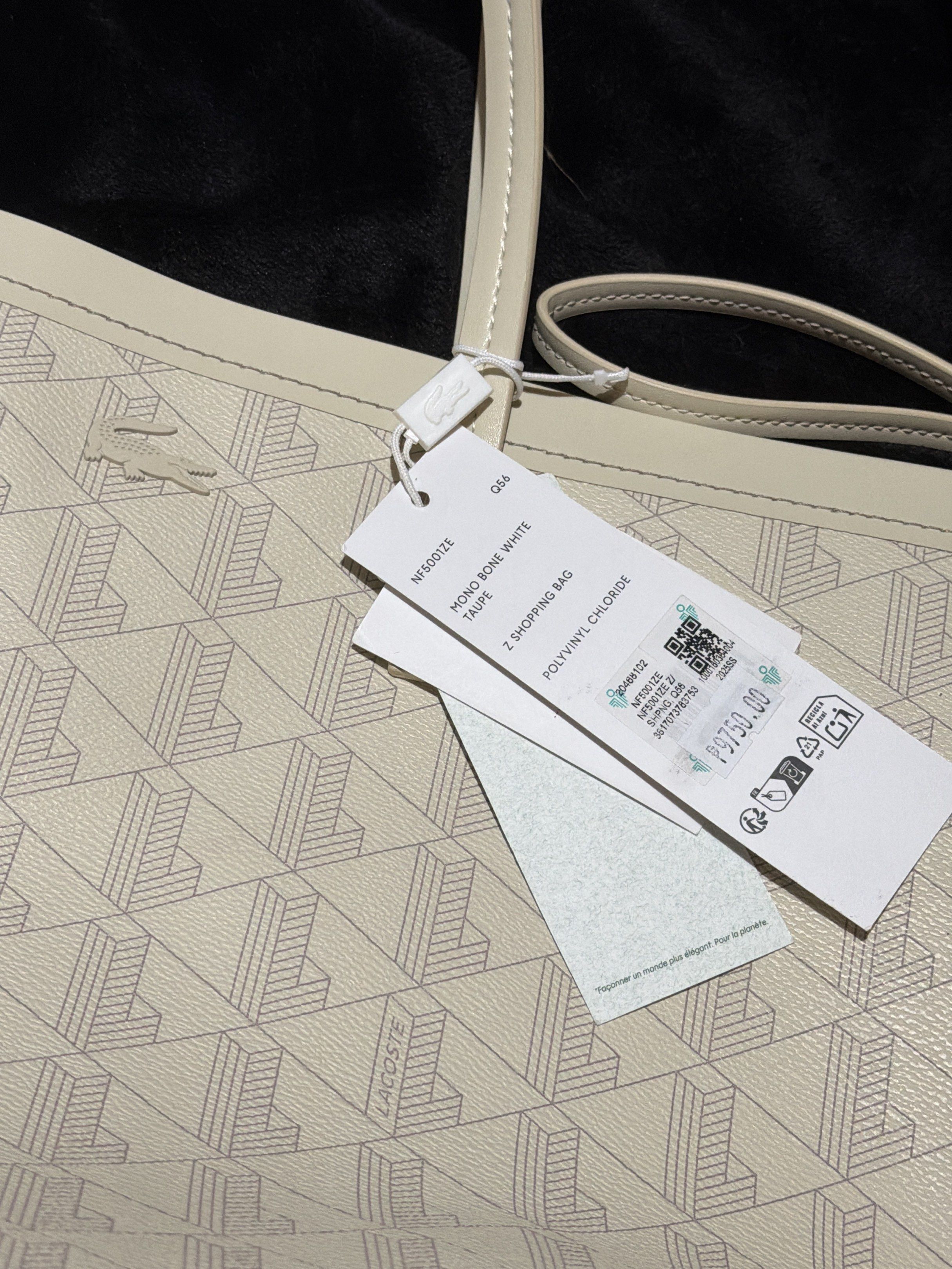 Lacoste Shopping Bag (Category: Tote Bags) located in Manila. Submitted by pialoved (Listing ID 1420458573, Image 2). Description: .