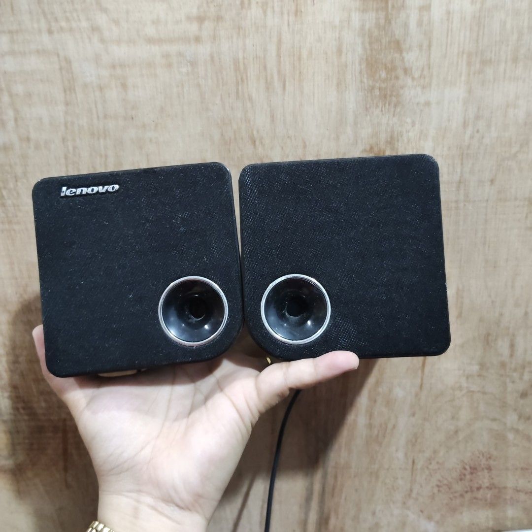 Lenovo M0620 USB Speakers (Category: Soundbars, Speakers & Amplifiers) located in Catbalogan. Submitted by jpnsrpls (Listing ID 1420352715, Image 1). Description: 🔊✨ Lenovo USB Mini Speakers For Sale! ✨🔊 Perfect for laptop & desktop setup 💻🎶 ✔ Brand: Lenovo ✔ Model: M0620 ✔ USB powered + 3.5mm jack plug 🔌🎧 ✔ Clear stereo sound 🔊 ✔ Compact & space-saving design 🖤 Great for music, movies, online classes, and gaming 🎮📚 Pre-owned with signs