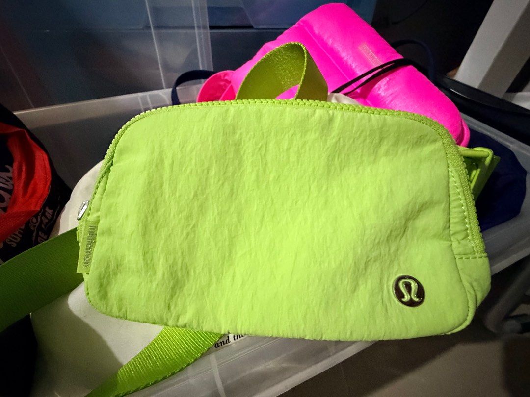 Lululemon Everywhere Belt Bag - Electric Lemon (Category: Cross-body Bags) located in Cavite. Submitted by iwoooofff (Listing ID 1420477114, Image 1). Description: - Original lululemon 1L beltbag - Sour grape color - From lululemon Canada - Used once.