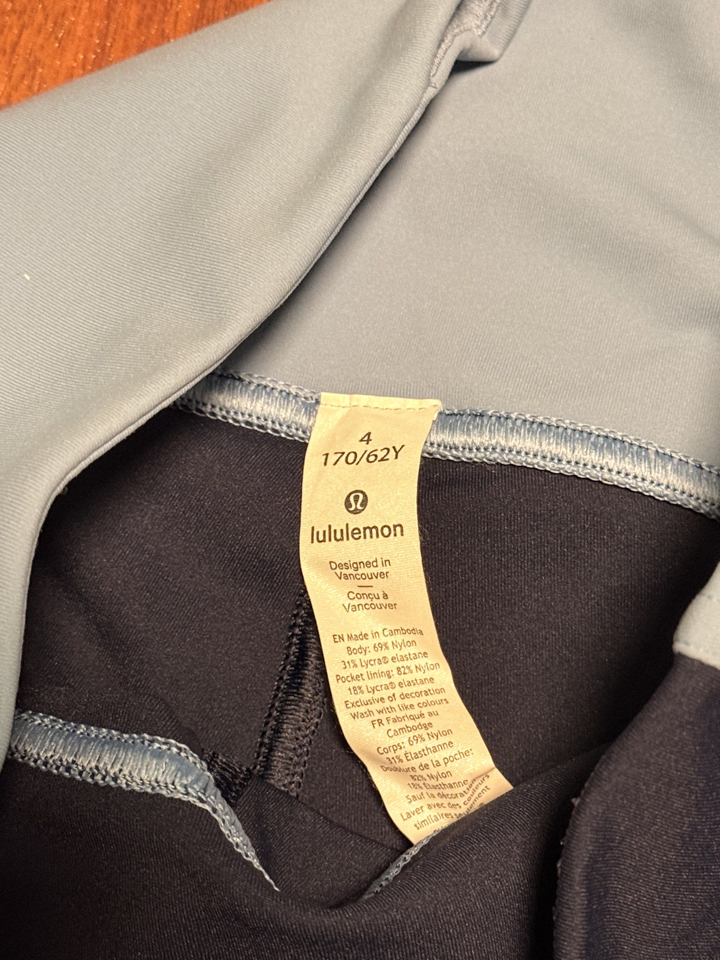 Lululemon Leggings - Blue and Gray (Category: Activewear) located in Paranaque City. Submitted by tellathon (Listing ID 1420418016, Image 3). Description: - Lululemon Leggings - Color-block design - Colors: Blue, Gray, Navy.