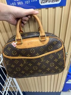 (Category: ) located in . Submitted by raila.bags (Listing ID 1420485063, Image 1). Description: .
