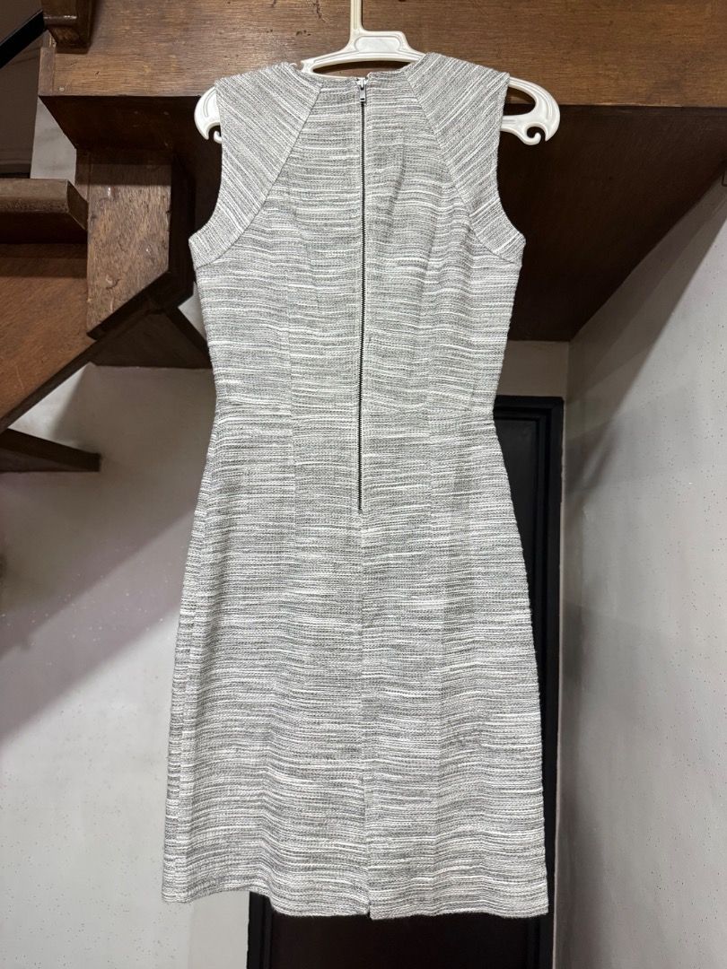 Mango suit gray dress (Category: Dresses) located in Paranaque City. Submitted by 10001thingstodeclutter (Listing ID 1420479734, Image 2). Description: Mango dress Gray and white textured dress Very elegant office wear Can also be dressed up Flattering shape.