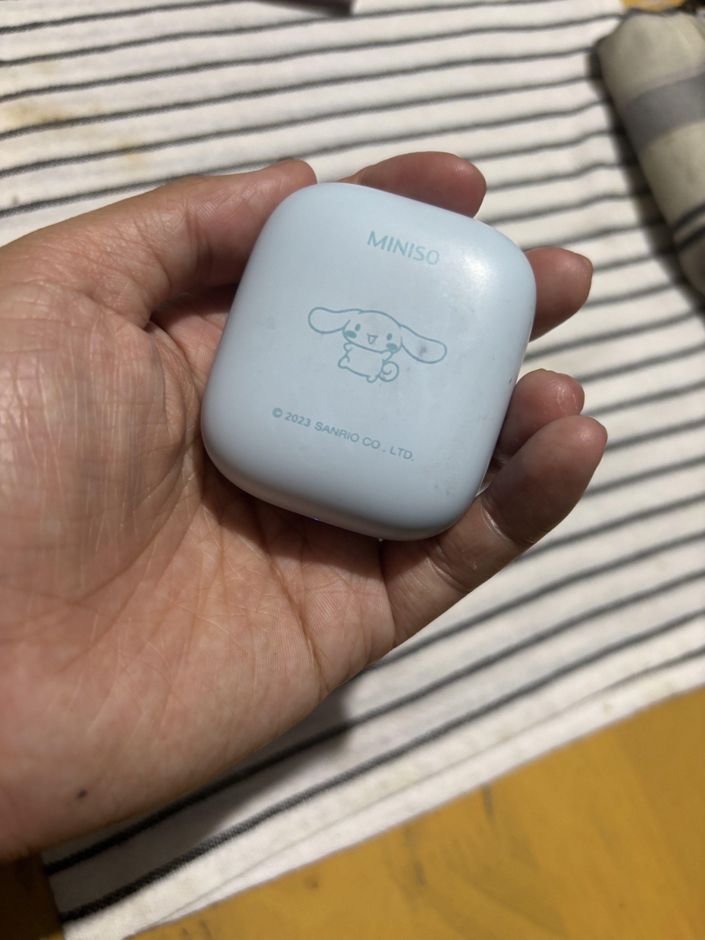 Miniso TWS Earphones Cinnamoroll Version (Category: Earphones) located in Imus. Submitted by rikuhi_cat (Listing ID 1420475185, Image 2). Description: RFS: Not using No box.