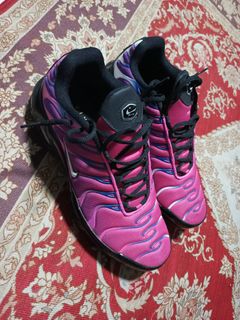 (Category: ) located in . Submitted by stylethrift02 (Listing ID 1420551889, Image 1). Description: .