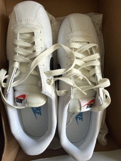 (Category: ) located in . Submitted by thewardrobereset (Listing ID 1420396965, Image 1). Description: .