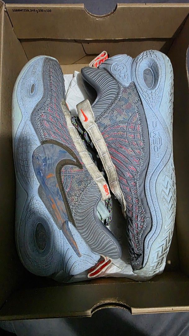 Nike Cosmic Unity (Category: Sneakers) located in Caloocan City. Submitted by evsrs79033 (Listing ID 1420455355, Image 3). Description: For Sale!! Nike Cosmic Unity 1 Space Hippie Colorway Clor: Light Blue/Orange Size:US 9.5M Condition:8.5/10 100% Authentic Local Release RFS: Decluttering.