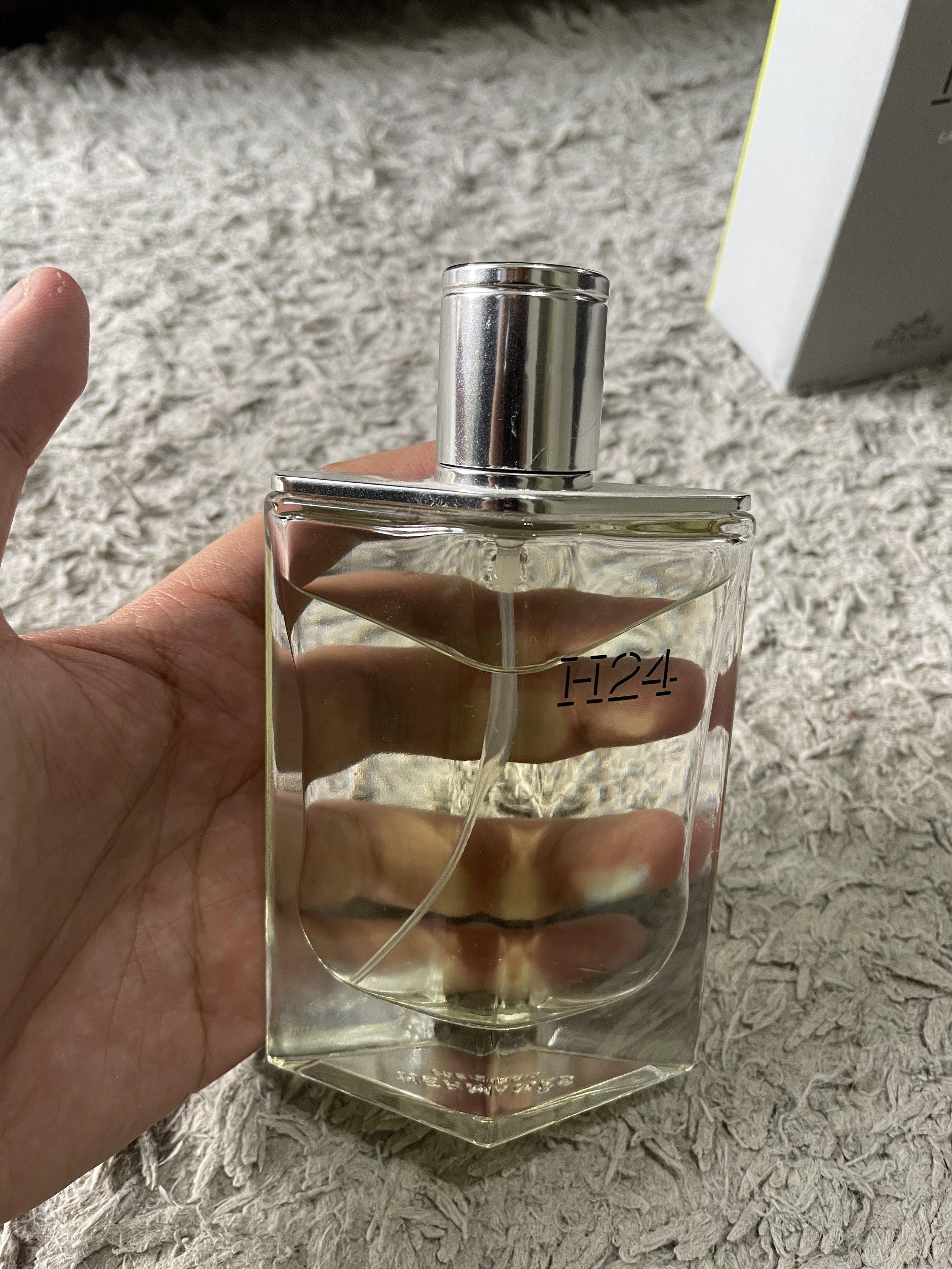 Perfume Set ( H24, Bleu De Chanel, Eros ) (Category: Fragrance & Deodorants) located in Bacolod City. Submitted by ejdp_24 (Listing ID 1420442143, Image 3). Description: Perfume Set Duplicates only Good for display Bought online, may scent pero not close to orig 😆 H24 Bleu De Chanel Versace Eros.