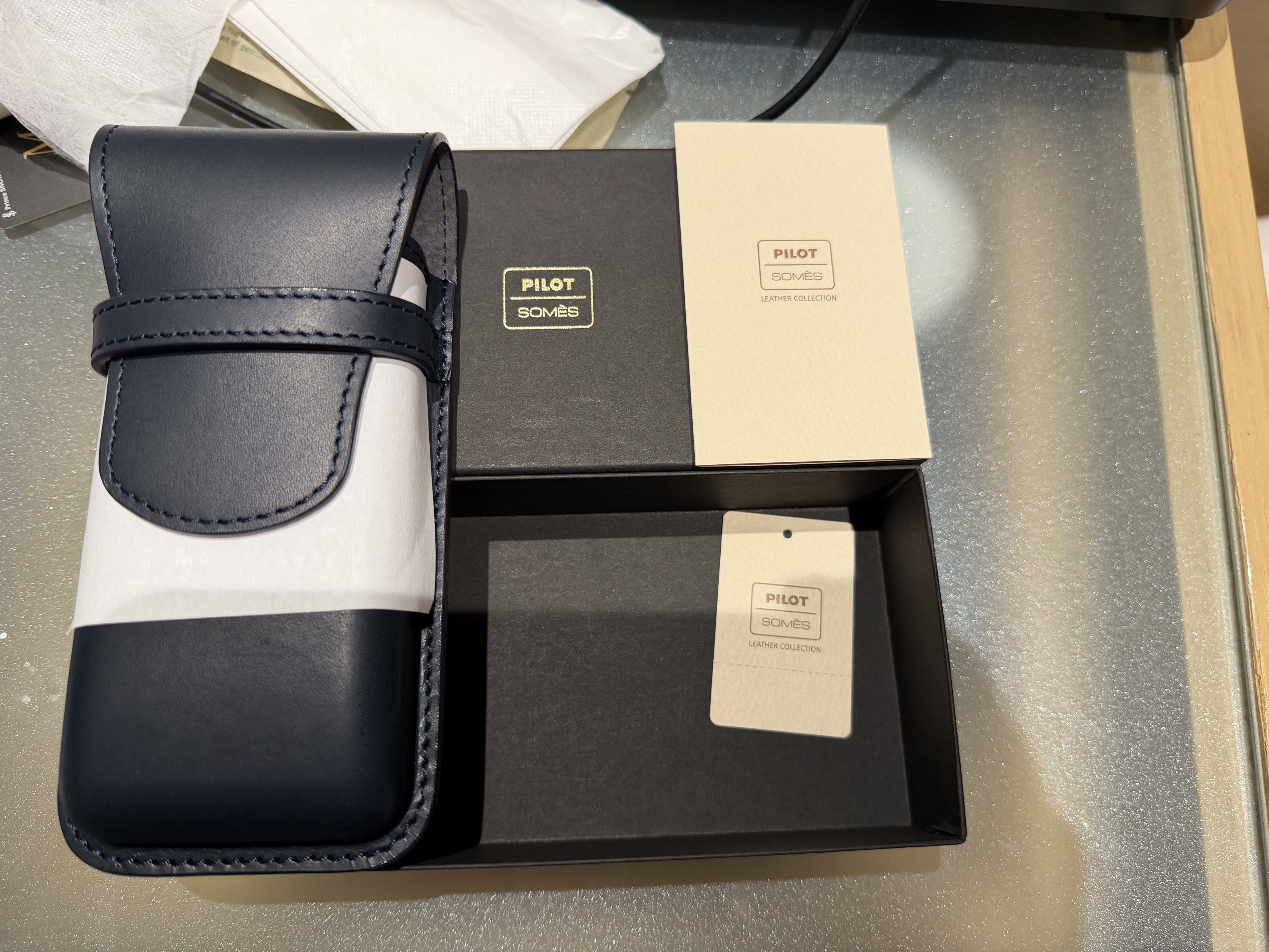 Pilot Somes 3 Pen Case (Category: Stationery & School Supplies) located in Quezon City. Submitted by memarin (Listing ID 1420507708, Image 1). Description: Pilot Somes 3 Pen Case Colour: Navy Comes with box and tags Bought from Itoya Ginza.