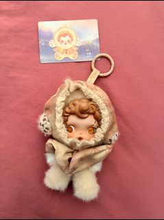 (Category: ) located in . Submitted by atika_wardrobe (Listing ID 1420378109, Image 1). Description: .