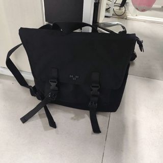 (Kategori: ) berada di . Dikirim oleh gitananda316845 (ID iklan 1420487586, Gambar 1). Deskripsi: .
