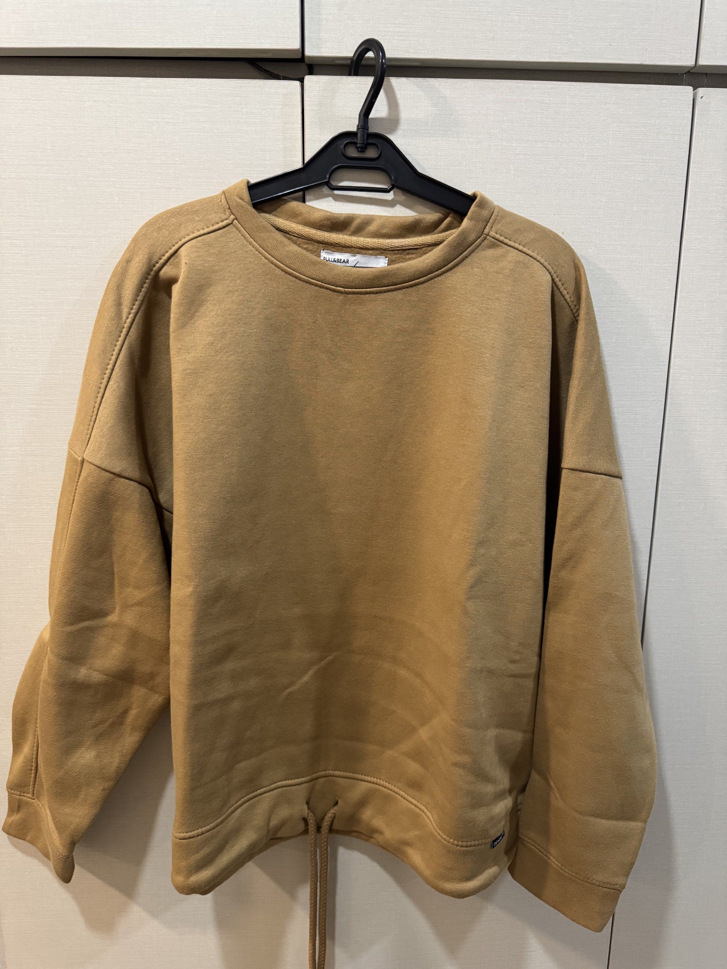 Pull & Bear Brown Long Sleeves Shirt (Small) (Category: Longsleeves) located in Quezon City. Submitted by declutter_cts (Listing ID 1420461146, Image 1). Description: Worn only once In pristine condition Big sizing.