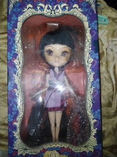(Category: ) located in . Submitted by carmelasfashiongallery (Listing ID 1420351976, Image 1). Description: .