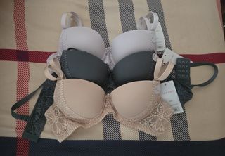 (Category: ) located in . Submitted by assiobhan (Listing ID 1420356409, Image 1). Description: .