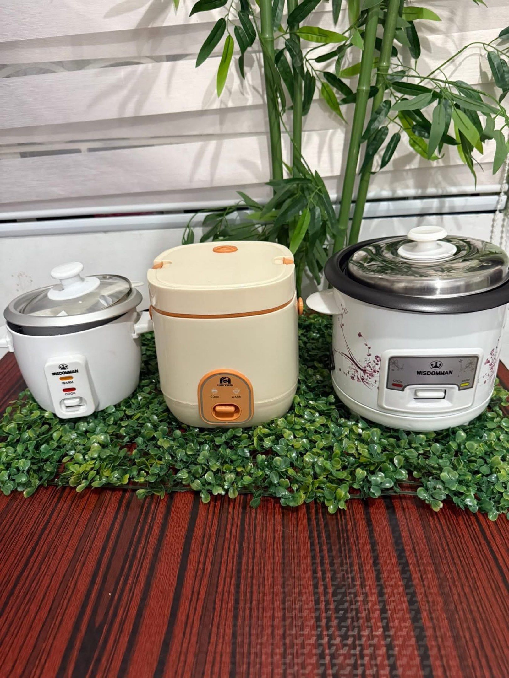 Rice cooker (Category: Cookware & Accessories) located in Manila. Submitted by bhengtotx (Listing ID 1420433815, Image 1). Description: Small 400 Medium 600 Large 800 Brandnew Pre order.