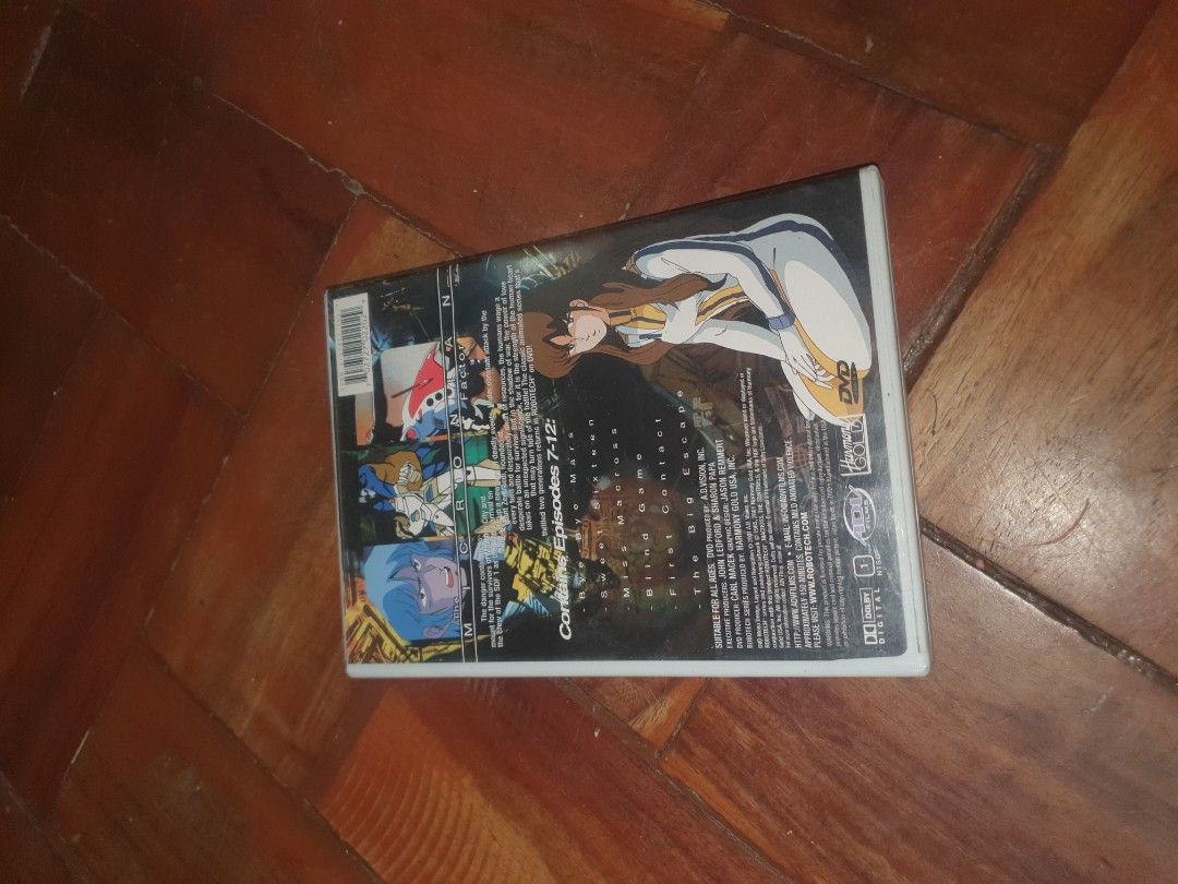Robotech: The Complete Series DVD (Category: Comics & Manga) located in San Pablo. Submitted by happyflower_4a9f30 (Listing ID 1420430821, Image 2). Description: - Robotech: The Complete Series DVD - Includes episodes 7-12 - Features iconic mecha and characters - Perfect for mecha anime fans - Great for DVD collectors.