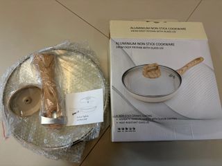 （分類：）位於 。 由 arshanshan 提交（商品編號 1420446073，圖片 1）。簡介： 。